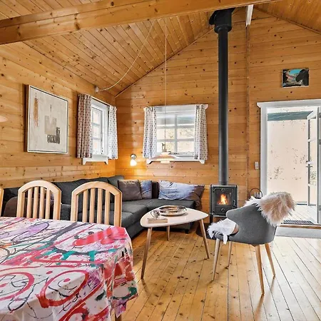 1454-aakirkeby-sortspaettevej-16-a Vester Somarken