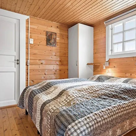 1454-aakirkeby-sortspaettevej-16-a Сasa de vacaciones *