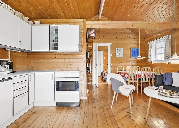 1454-aakirkeby-sortspaettevej-16-a